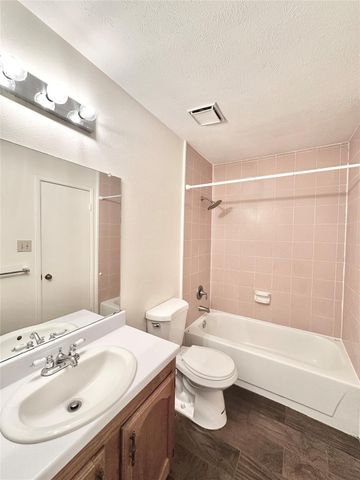 10118 Spotted Horse Drive, Houston, TX 77064