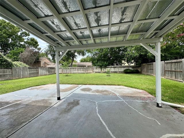 10118 Spotted Horse Drive, Houston, TX 77064