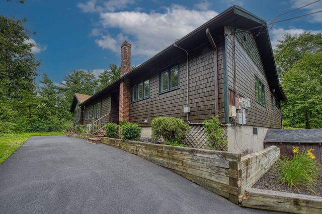 131 Wampum St, Wrentham, MA 02093