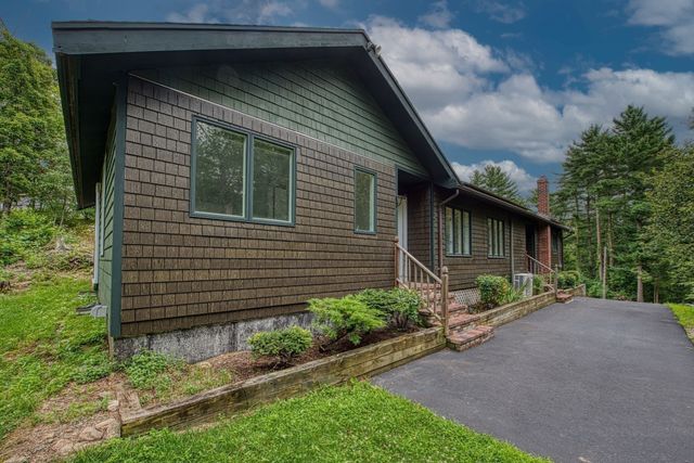 131 Wampum St, Wrentham, MA 02093
