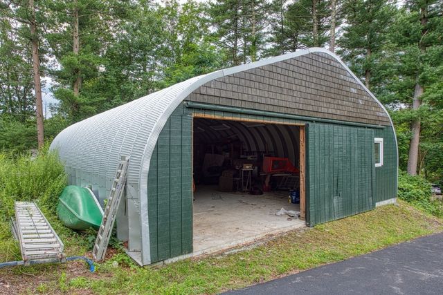 131 Wampum St, Wrentham, MA 02093