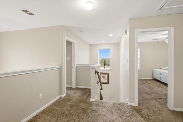 2704 Baywater Creek Lane, Pearland, TX 77089