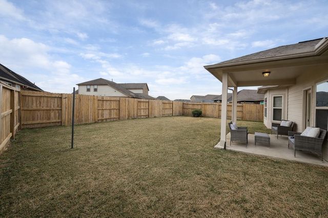 2704 Baywater Creek Lane, Pearland, TX 77089