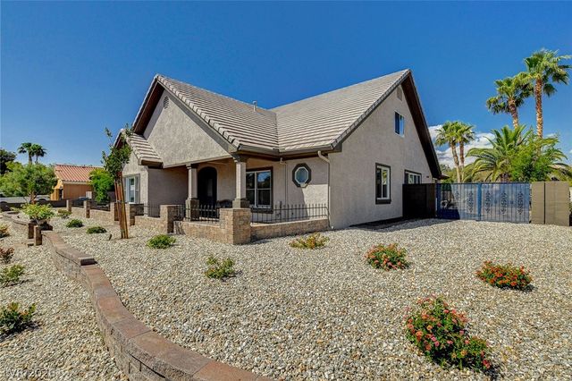 4535 Desert Bloom Court, Las Vegas, NV 89129