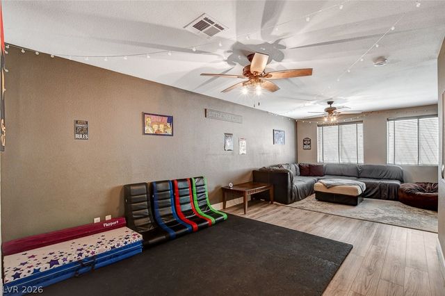 4535 Desert Bloom Court, Las Vegas, NV 89129
