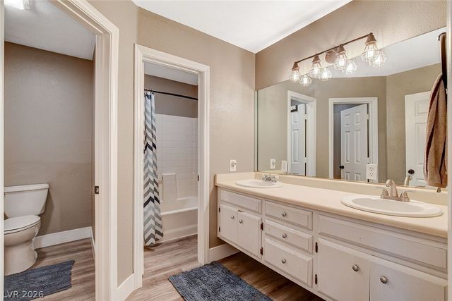 4535 Desert Bloom Court, Las Vegas, NV 89129