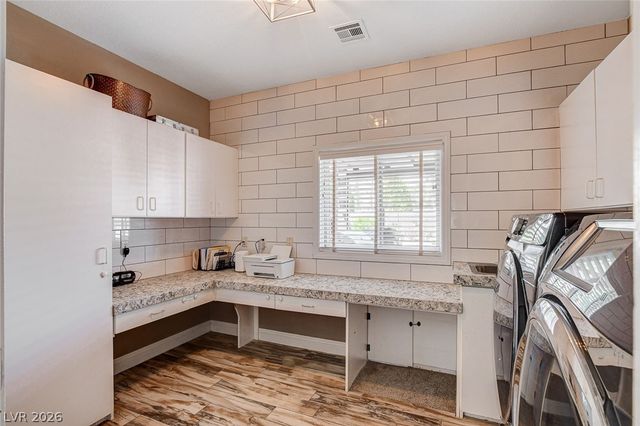 4535 Desert Bloom Court, Las Vegas, NV 89129