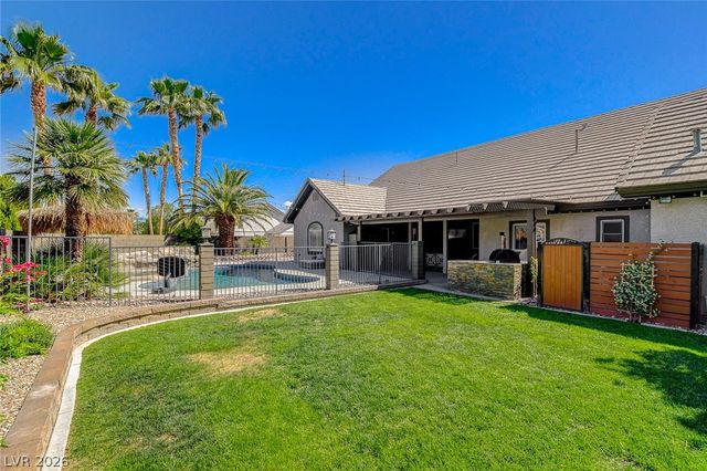 4535 Desert Bloom Court, Las Vegas, NV 89129