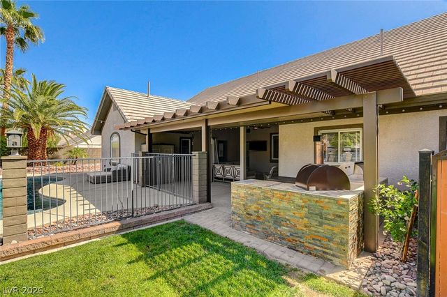 4535 Desert Bloom Court, Las Vegas, NV 89129