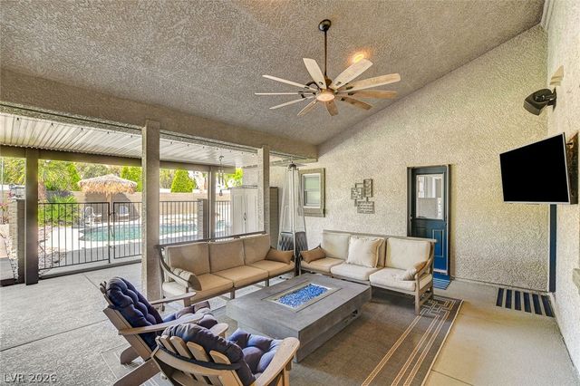 4535 Desert Bloom Court, Las Vegas, NV 89129