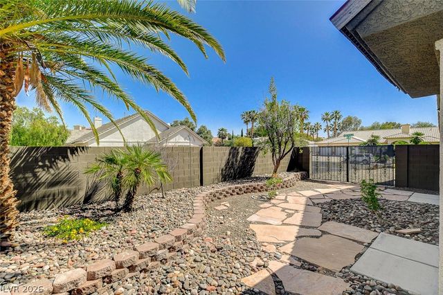4535 Desert Bloom Court, Las Vegas, NV 89129
