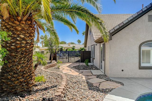 4535 Desert Bloom Court, Las Vegas, NV 89129