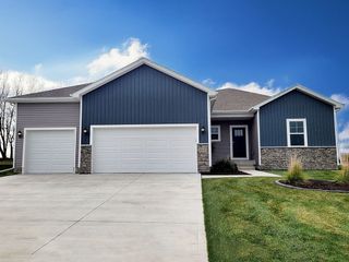 312 Kingfisher Court SW, Bondurant, IA 50035