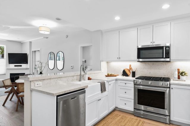 1580 Union St 101, San Diego, CA 92101