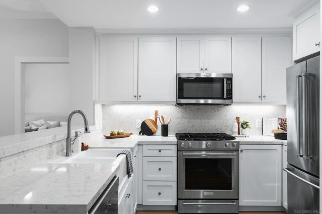 1580 Union St 101, San Diego, CA 92101