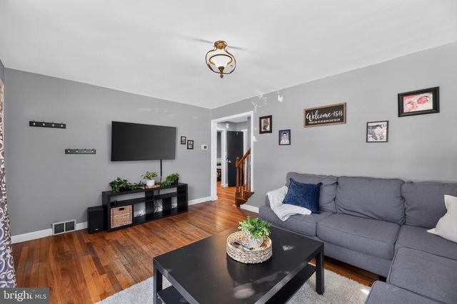 806 HIGHLAND AVE, Glendora, NJ 08029