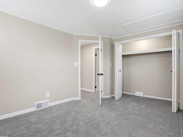 24306 Wagner Avenue, Warren, MI 48089