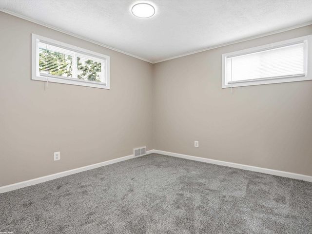 24306 Wagner Avenue, Warren, MI 48089