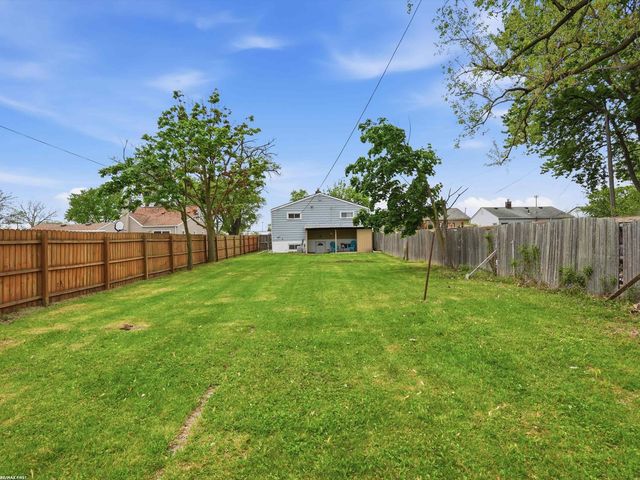 24306 Wagner Avenue, Warren, MI 48089