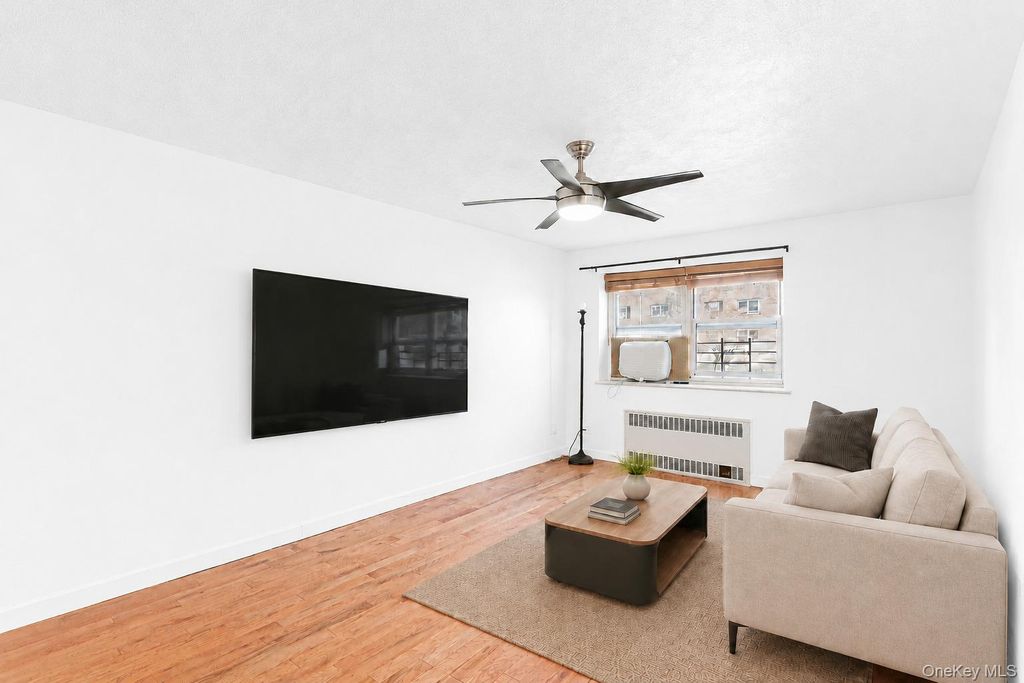 66-12 Grand Central Parkway 1B, Forest Hills, NY 11375 — photo 3