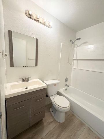 10616 Mellow Meadows DR 5D, Austin, TX 78750