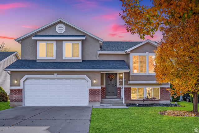 2237 W CRAIG LN, Syracuse, UT 84075