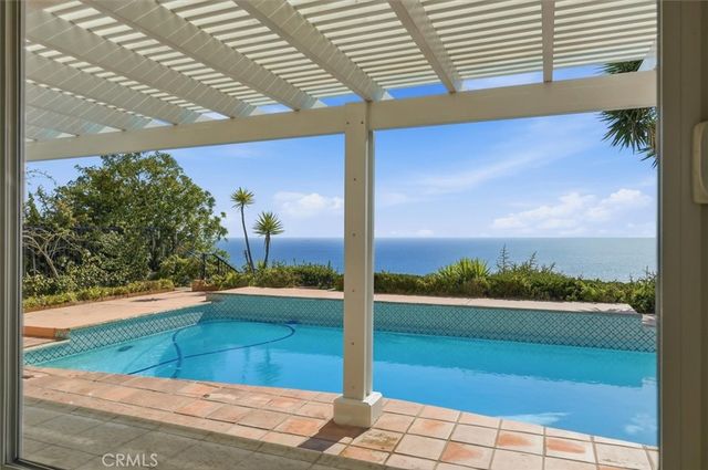 30243 Calle De Suenos, Rancho Palos Verdes, CA 90275