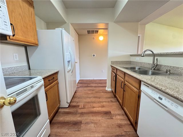 7255 West Sunset Road 2111, Las Vegas, NV 89113