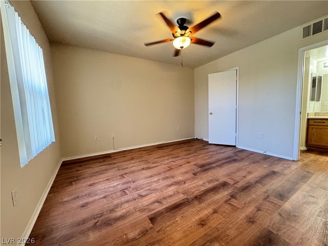 7255 West Sunset Road 2111, Las Vegas, NV 89113