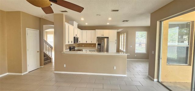 2827 SAND ARBOR CIRCLE, Orlando, FL 32824
