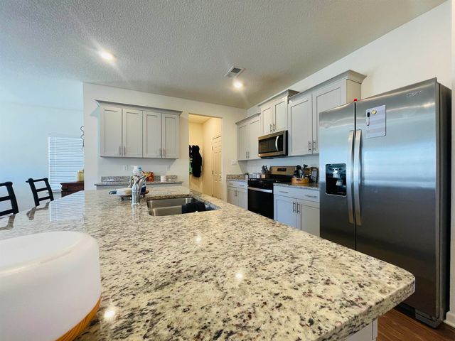 35 WITHERSPOON DR, Oakland, TN 38060