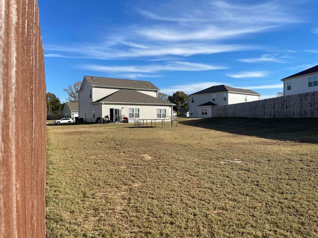 35 WITHERSPOON DR, Oakland, TN 38060