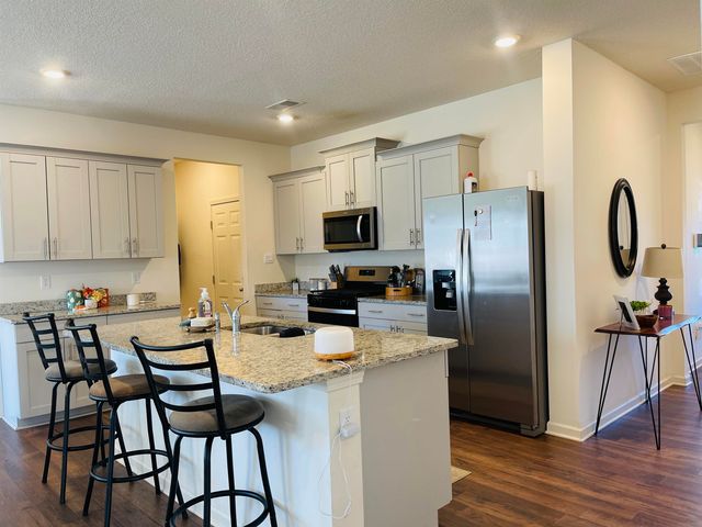 35 WITHERSPOON DR, Oakland, TN 38060