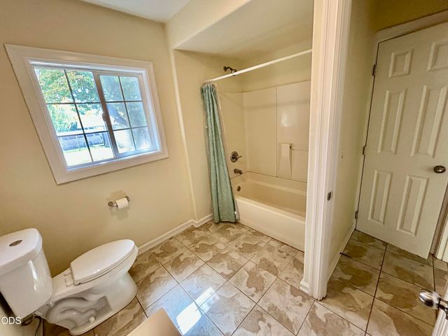 463 SW I Street, Grants Pass, OR 97526