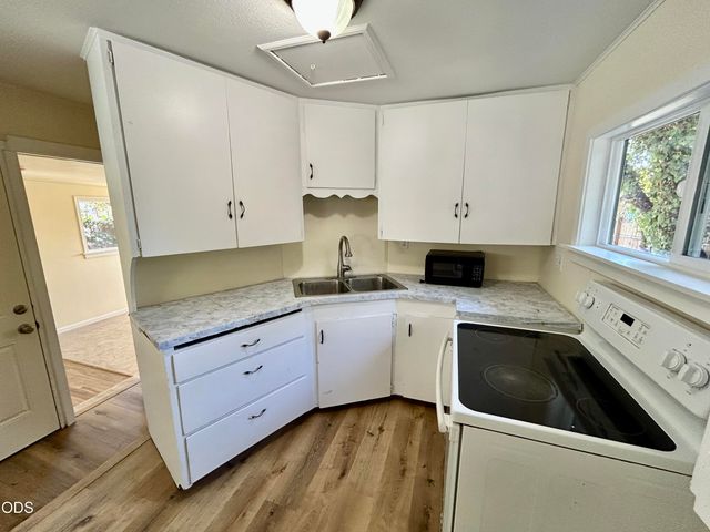 463 SW I Street, Grants Pass, OR 97526
