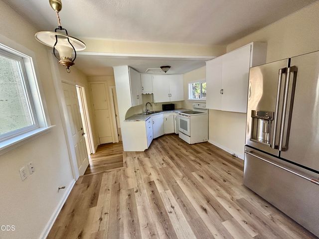 463 SW I Street, Grants Pass, OR 97526
