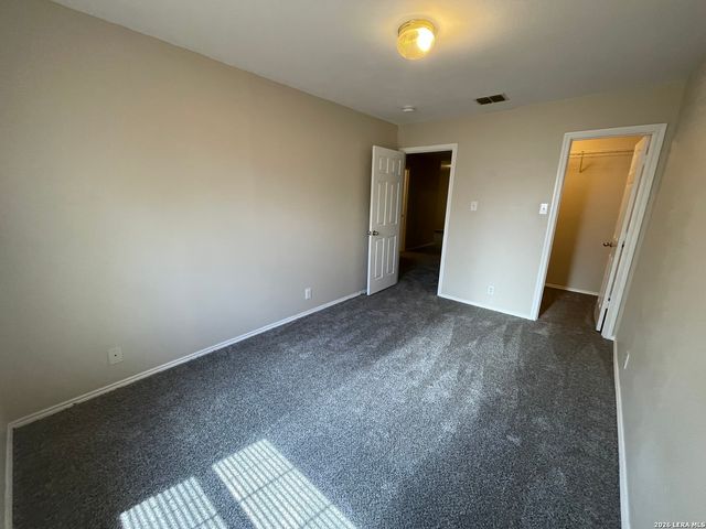 13419 RUTGERS GDN, San Antonio, TX 78249