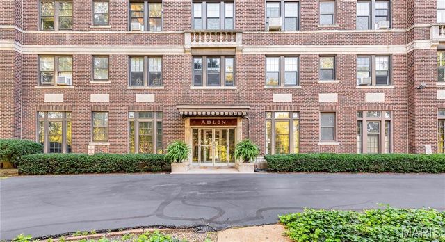 3438 Russell Boulevard 804, St Louis, MO 63104