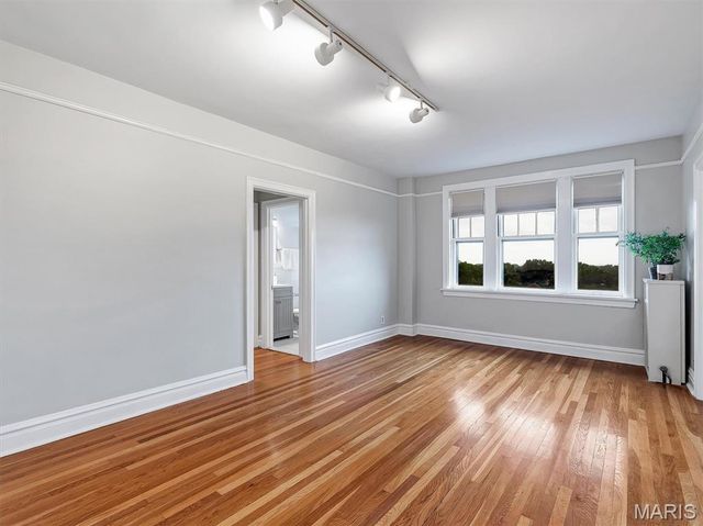 3438 Russell Boulevard 804, St Louis, MO 63104