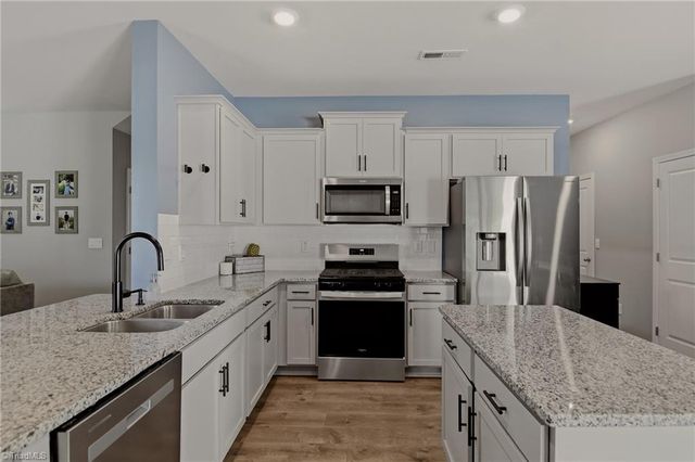 769 Tobacco Road, Lexington, NC 27295
