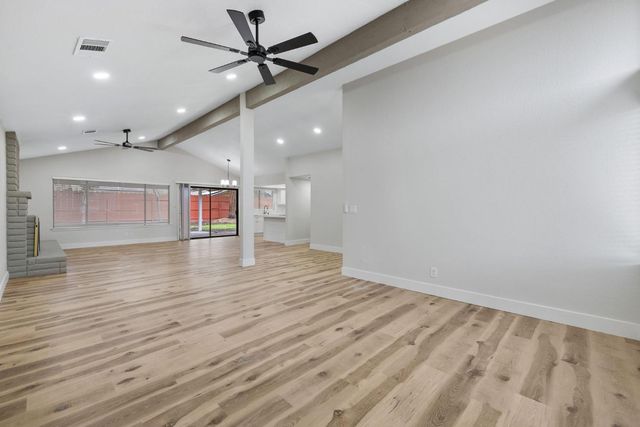 96 Burgan Avenue, Clovis, CA 93611