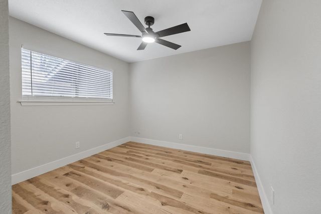 96 Burgan Avenue, Clovis, CA 93611