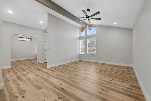 96 Burgan Avenue, Clovis, CA 93611