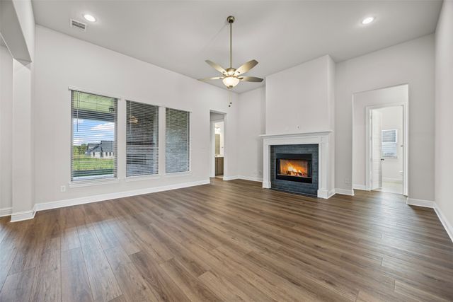 157 Aria Drive, Waxahachie, TX 75165