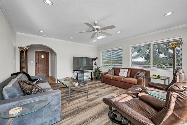 4828 Iroquois Trl, Kelseyville, CA 95451