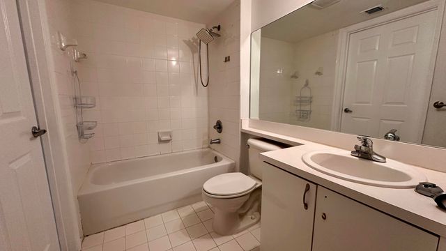 3874 Lyons Road 110-6, Coconut Creek, FL 33073