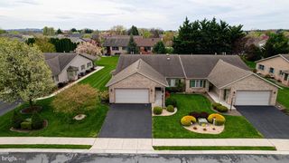312 SUNBROOK DRIVE #178, Chambersburg, PA 17201