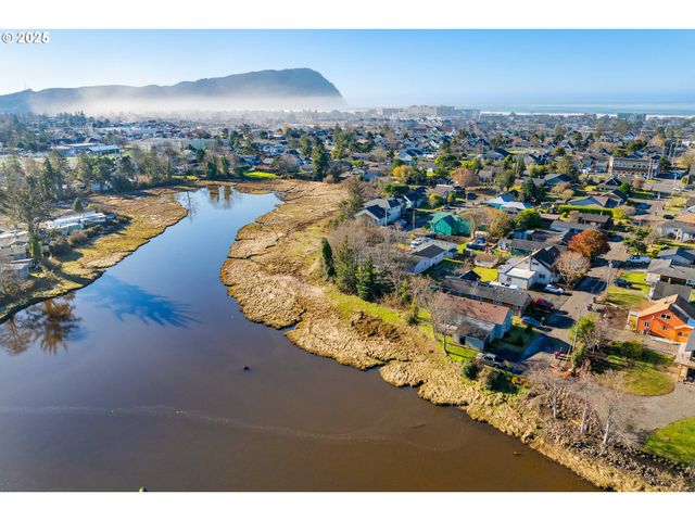 1299 6TH Ave, Seaside, OR 97138