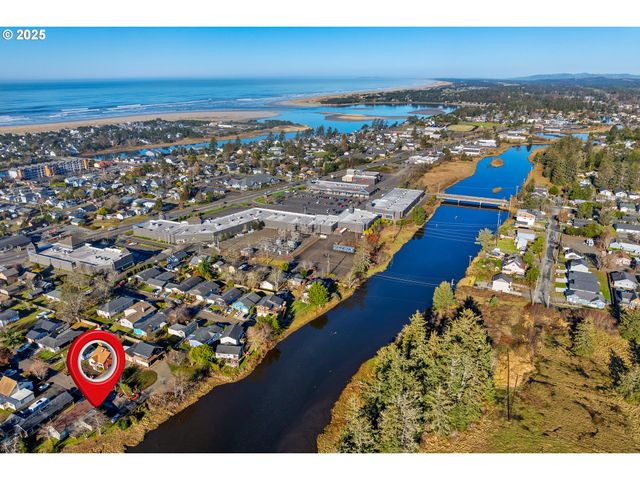 1299 6TH Ave, Seaside, OR 97138