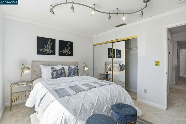 111 Lakeridge Ln, San Ramon, CA 94582